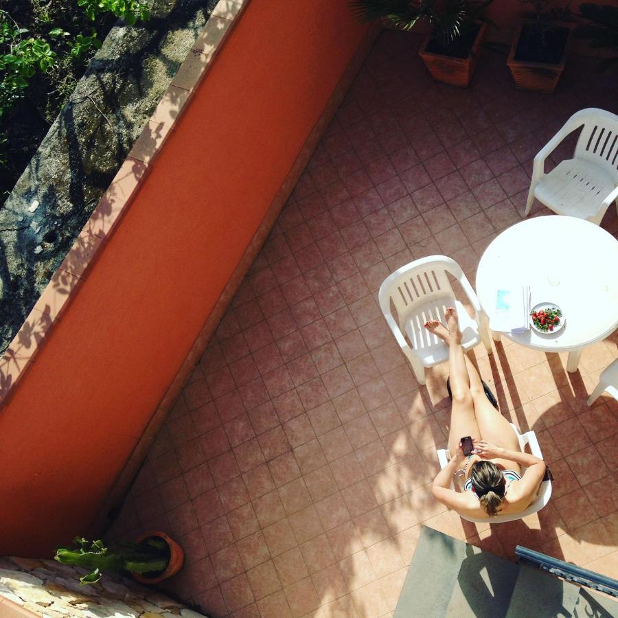 Adriana Casa Vacanze Mare Etna Sicilia Acireale Buitenkant foto