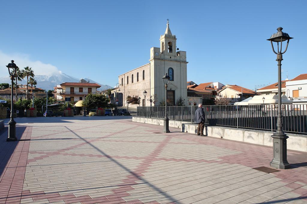 Adriana Casa Vacanze Mare Etna Sicilia Acireale Buitenkant foto